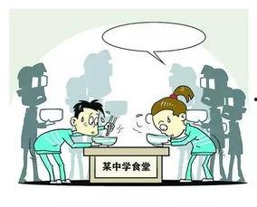 抱头站立吃瓜,畅享夏日瓜果时光