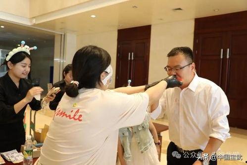 吃瓜小集体,揭秘吃瓜小集体的欢乐与争议