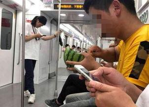 石家庄地铁吃瓜